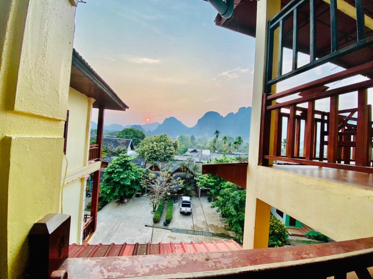 Hana Riverside Hotel Vang Vieng Exteriér fotografie