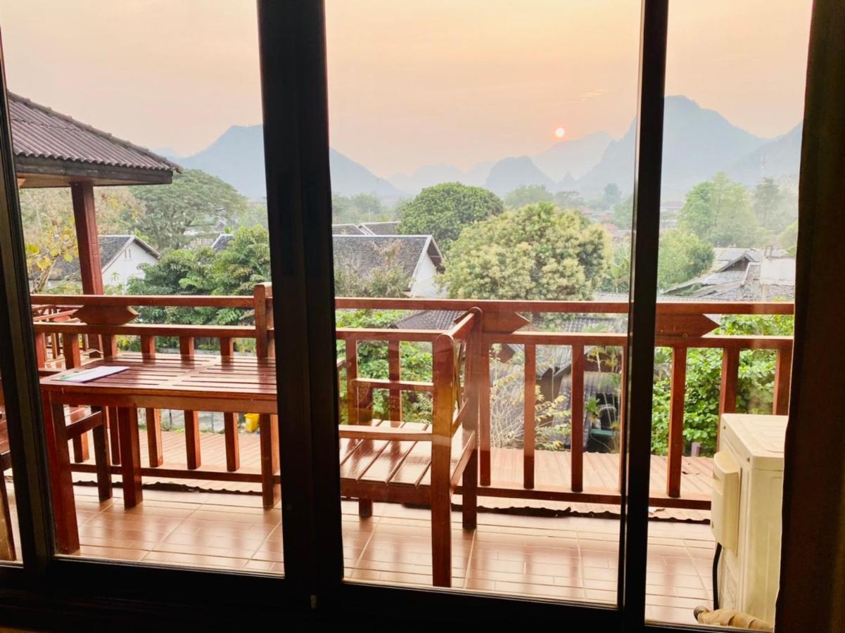 Hana Riverside Hotel Vang Vieng Exteriér fotografie